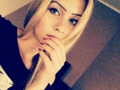 Adél05 - 31 éves társkereső fotója Adél05 - 31 éves társkereső fotója