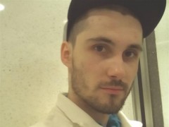 AdrianSvK - 32 éves társkereső fotója AdrianSvK - 32 éves társkereső fotója