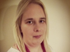 ahoj 10 - 30 éves társkereső fotója ahoj 10 - 30 éves társkereső fotója