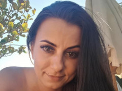 adel1995 - 30 éves társkereső fotója adel1995 - 30 éves társkereső fotója