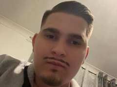 kevin kevin - 18 éves társkereső fotója kevin kevin - 18 éves társkereső fotója