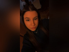 Borokaaa - 18 éves társkereső fotója Borokaaa - 18 éves társkereső fotója